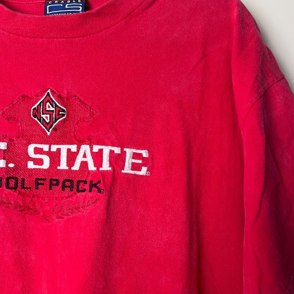 Crable Sportswear Inc Red NC State Wolfpack Embroidered Short Sleeve Shirt XL - Picture 4 of 14